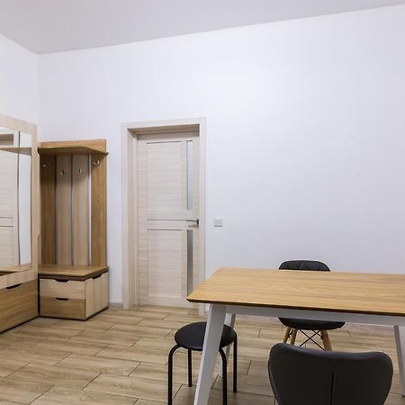 Vodna White Apartment Lviv Exterior photo