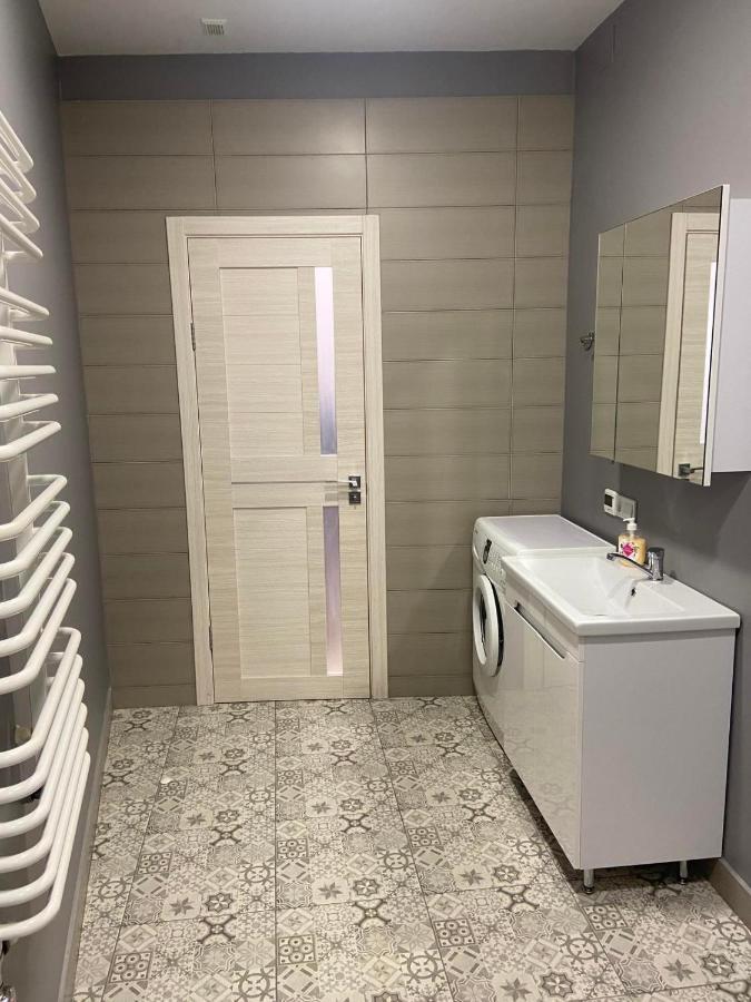 Vodna White Apartment Lviv Exterior photo