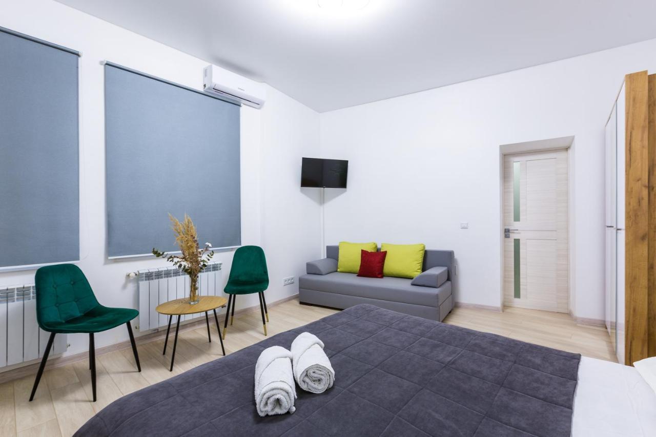 Vodna White Apartment Lviv Exterior photo