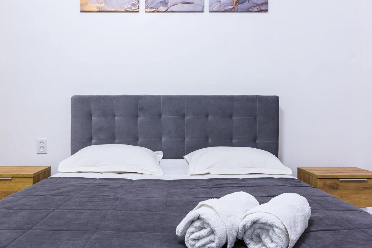 Vodna White Apartment Lviv Exterior photo