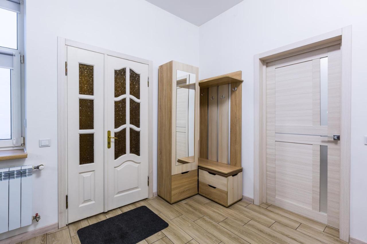 Vodna White Apartment Lviv Exterior photo